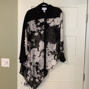 Black/white floral print chiffon blouse